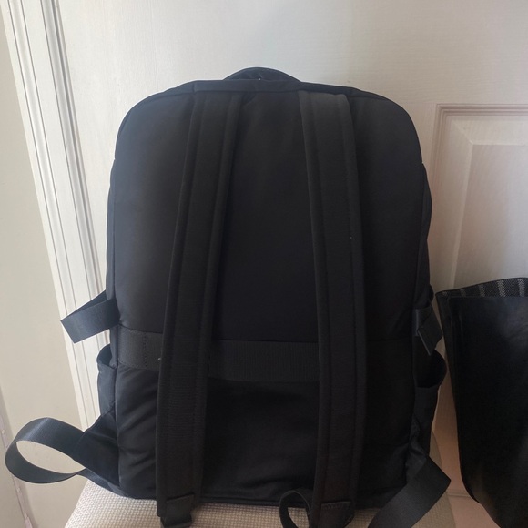 lululemon athletica New Crew Black Backpack - Picture 10 of 11